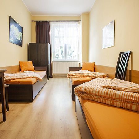 Bed and Breakfast Momotown Privates Краков Экстерьер фото