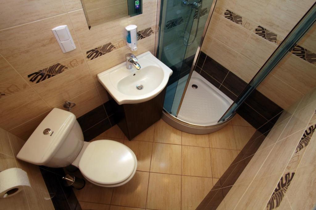 Bed and Breakfast Momotown Privates Краков Номер фото