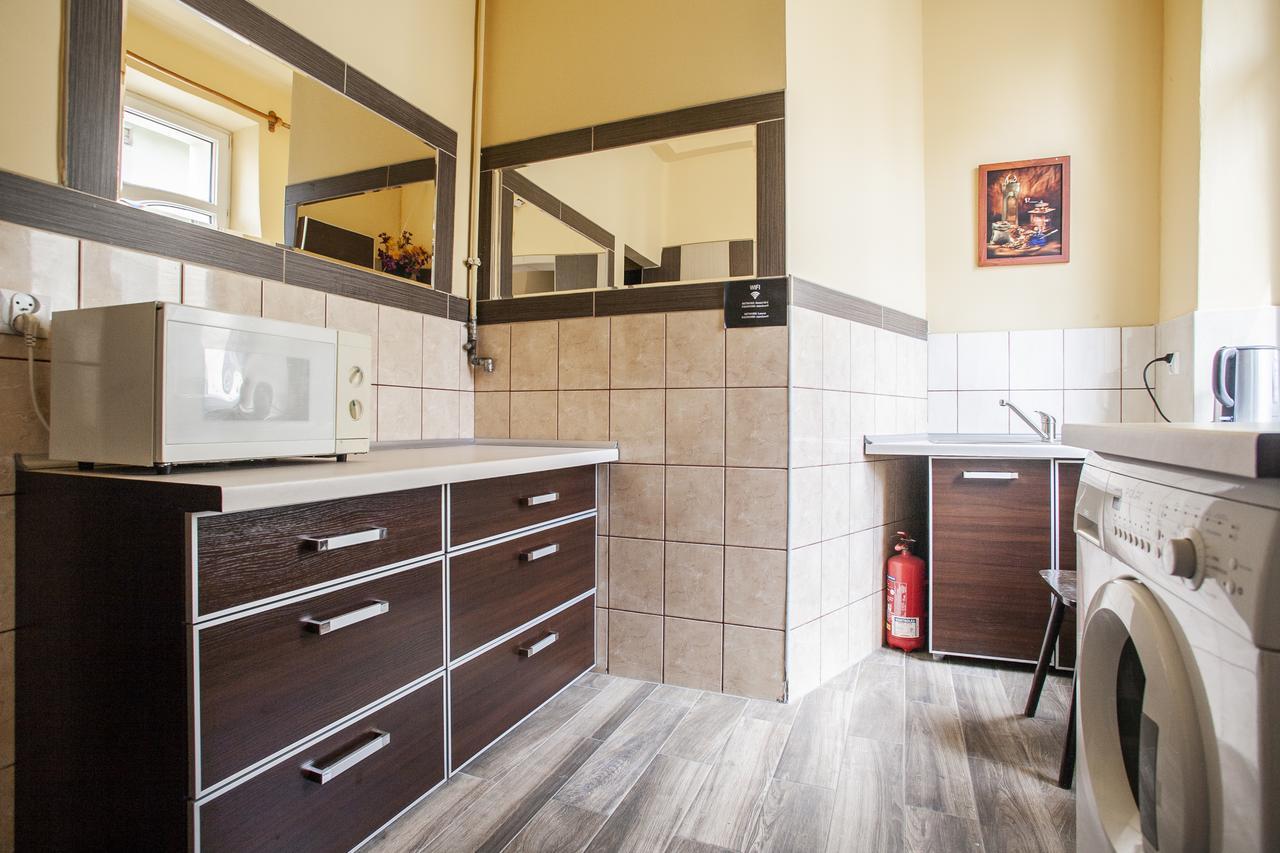 Bed and Breakfast Momotown Privates Краков Экстерьер фото