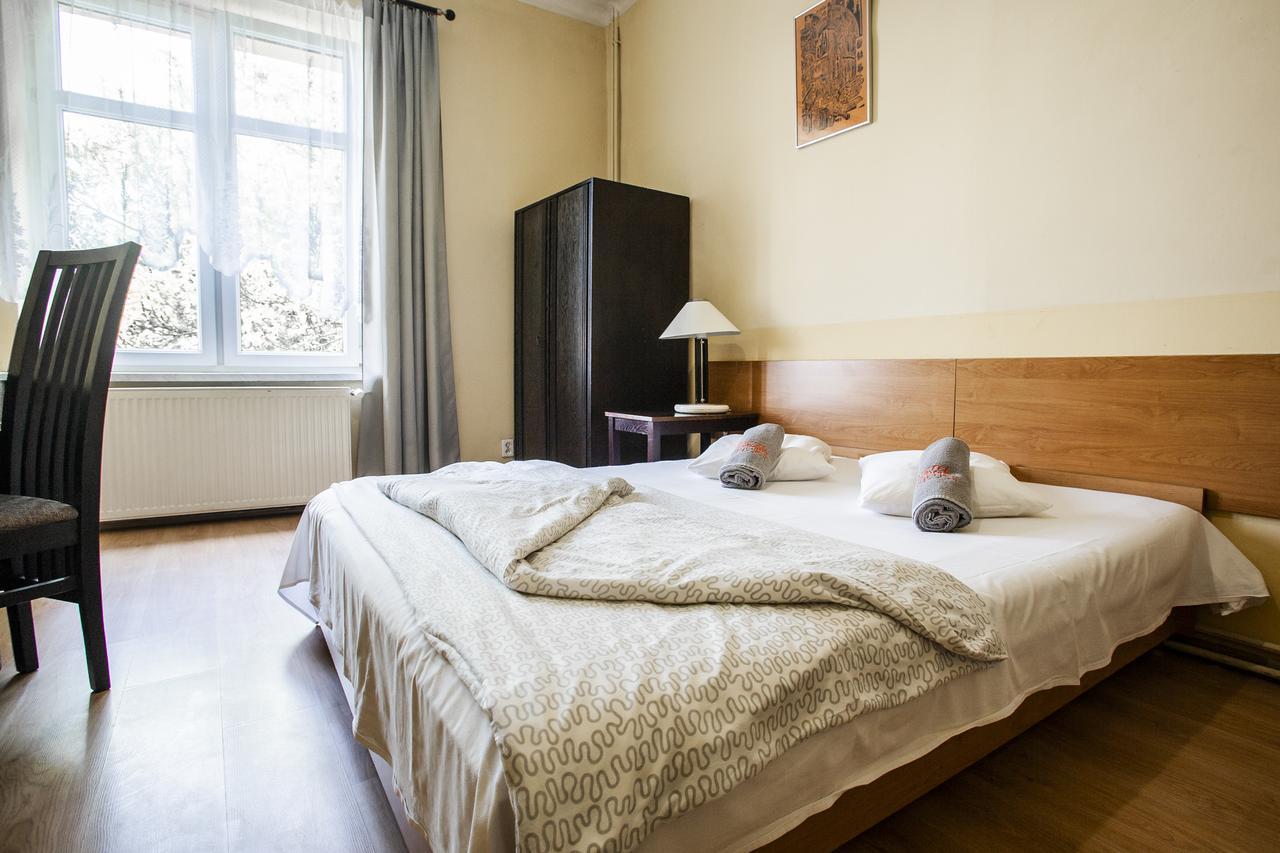 Bed and Breakfast Momotown Privates Краков Экстерьер фото